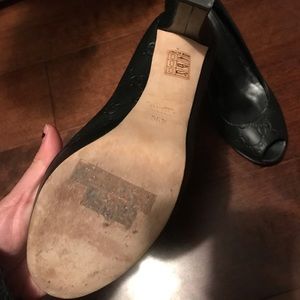 Gucci Shoes - Gucci fish mouth high heels. Gucci Shoes - Gucci fish mouth high heels.